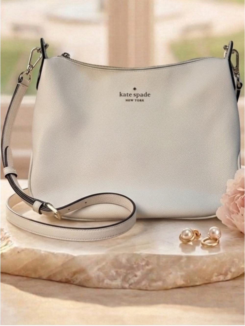 Kate Spade White Pebbled Leather Shoulder Bag – Gold Hardware Zip Top